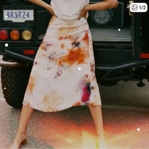 Aritzia Wilfred Toe Dye Midi Skirt.  Size 10